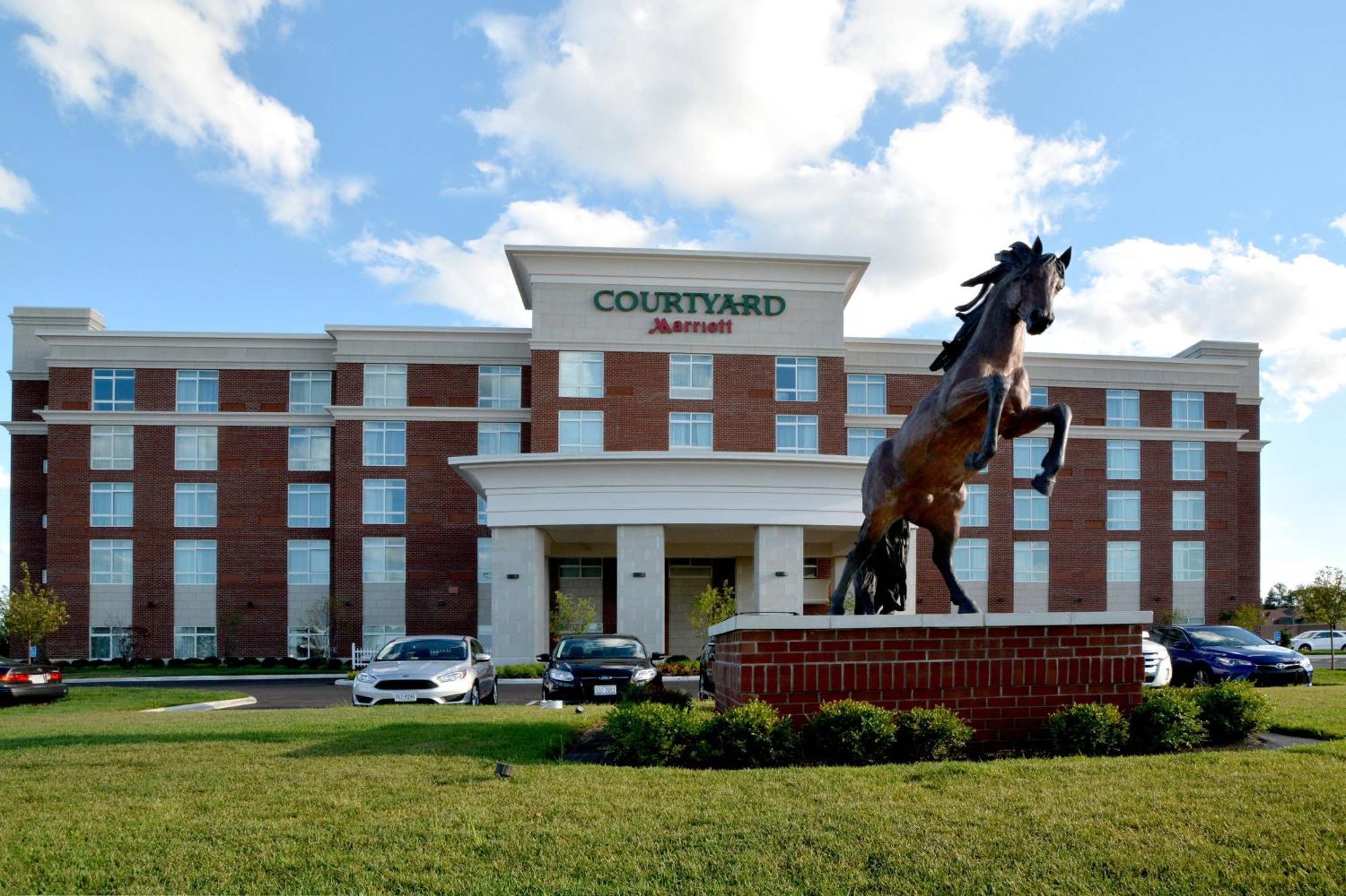 Courtyard By Marriott Youngstown Canfield Ngoại thất bức ảnh