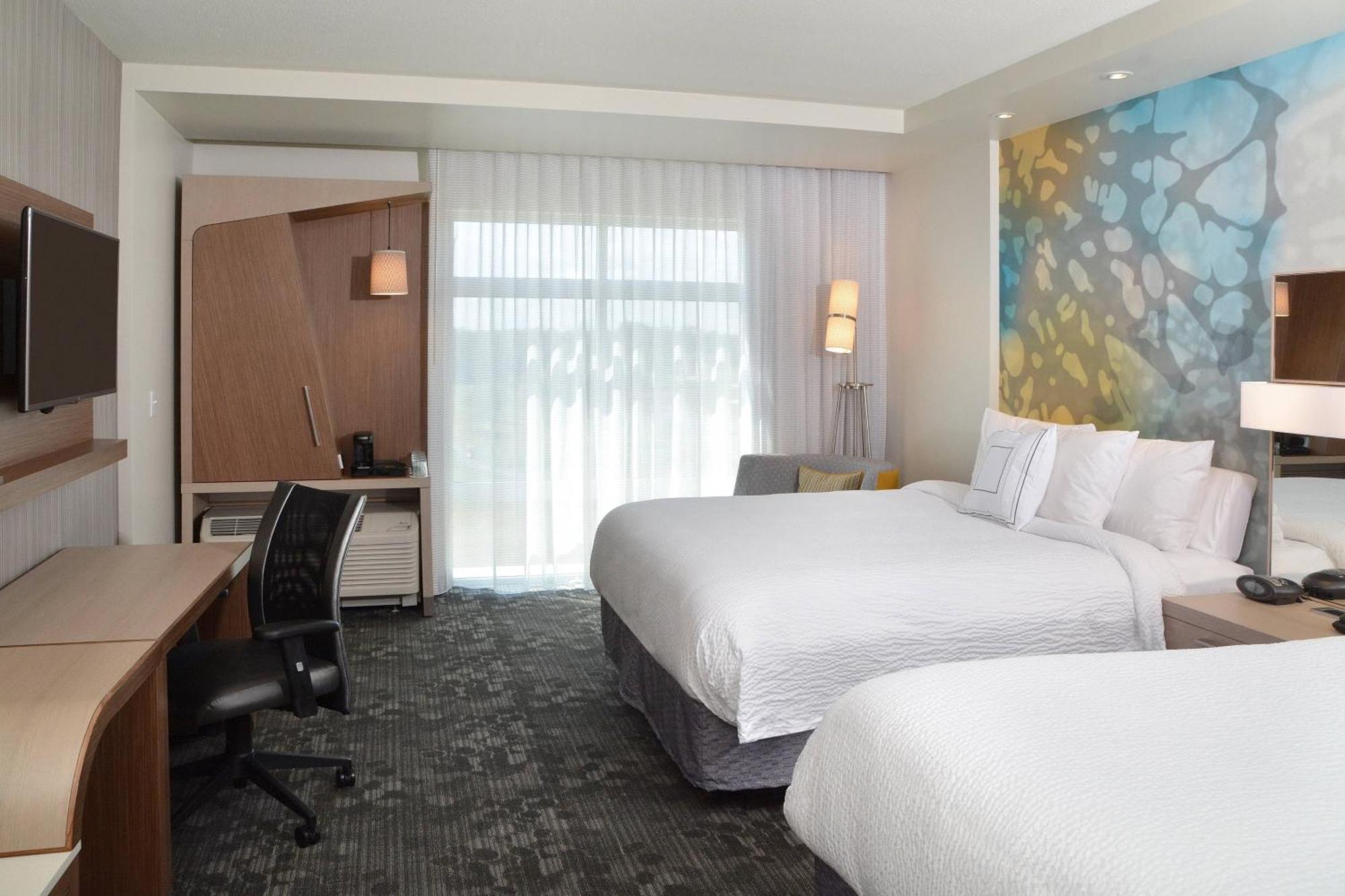 Courtyard By Marriott Youngstown Canfield Ngoại thất bức ảnh