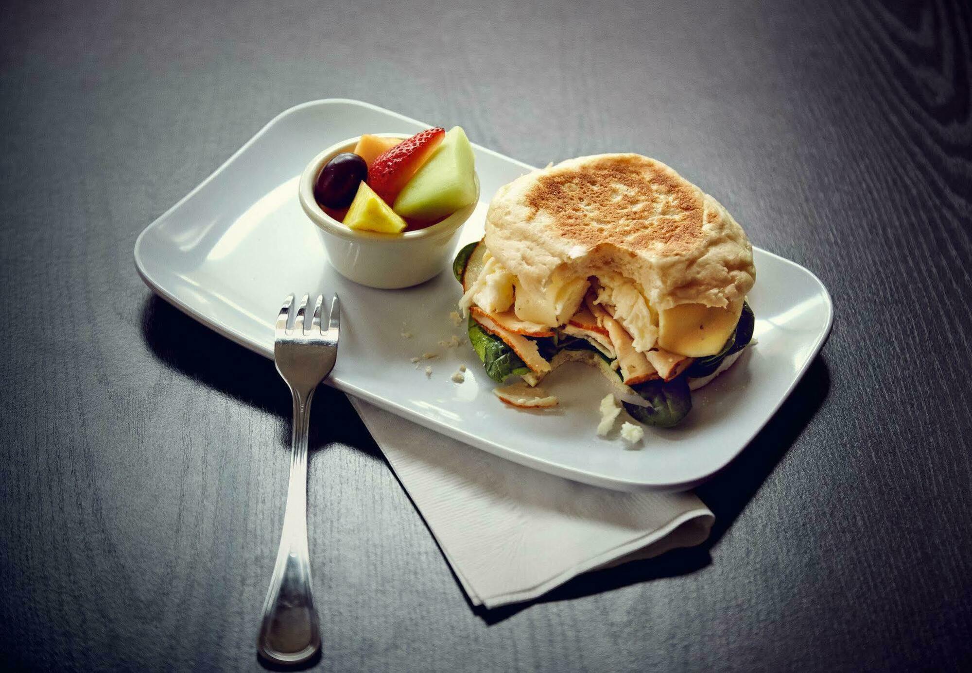 Courtyard By Marriott Youngstown Canfield Ngoại thất bức ảnh